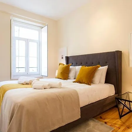 Guestready - Stylish W/ Balcony In Graca Апартаменти *