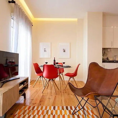 Guestready - Stylish W/ Balcony In Graca * Лісабон