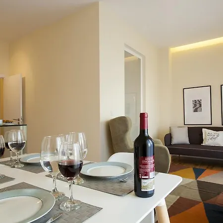 Guestready - Stylish W/ Balcony In Graca * Lizbona