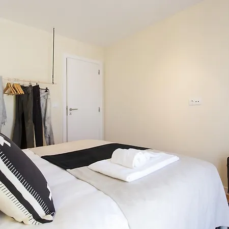 Guestready - Stylish W/ Balcony In Graca Лісабон
