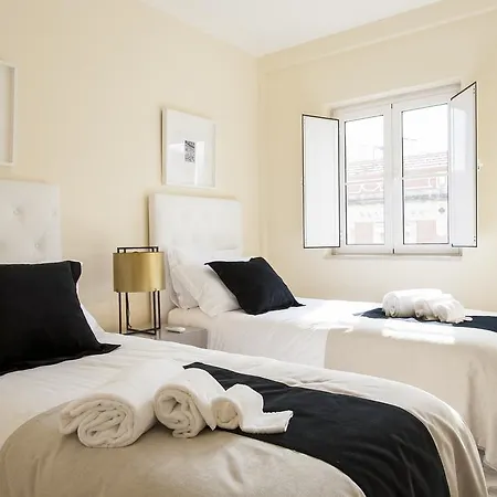 Guestready - Stylish W/ Balcony In Graca Апартаменти Лісабон