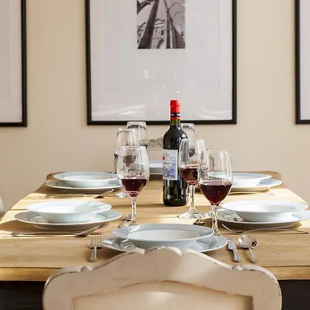 Guestready - Stylish W/ Balcony In Graca Апартаменти