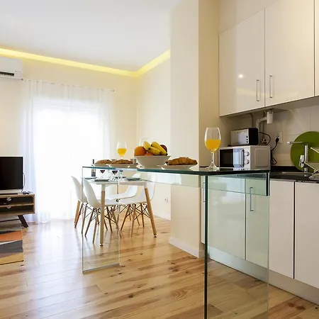 Lägenhet Guestready - Stylish W/ Balcony In Graca Lisboa