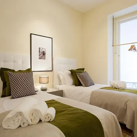 Lägenhet Guestready - Stylish W/ Balcony In Graca
