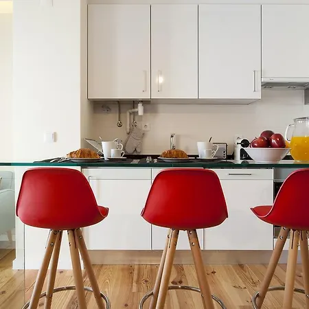 Lägenhet Guestready - Stylish W/ Balcony In Graca Lisboa