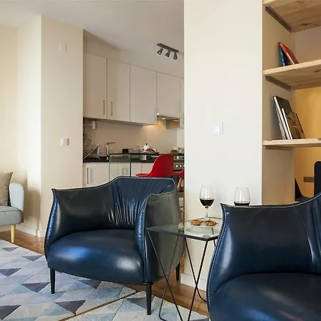 Lägenhet Guestready - Stylish W/ Balcony In Graca