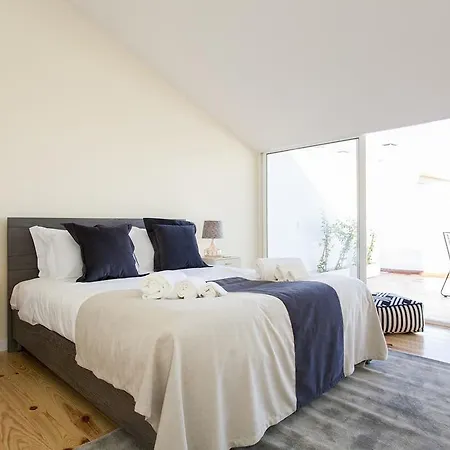 Guestready - Stylish W/ Balcony In Graca Lägenhet Lisboa