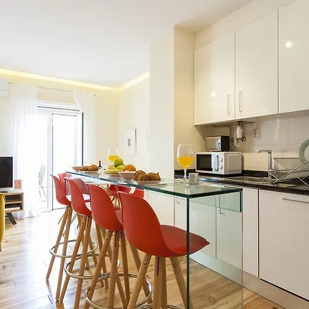 Lägenhet Guestready - Stylish W/ Balcony In Graca Lisboa