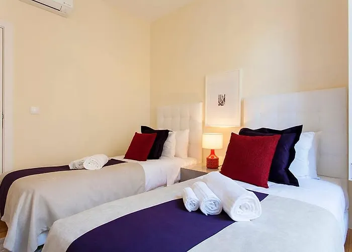 Guestready - Stylish W/ Balcony In Graca *