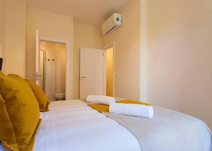 Guestready - Stylish W/ Balcony In Graca