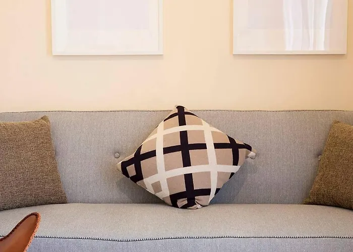 Guestready - Stylish W/ Balcony In Graca * Lisboa