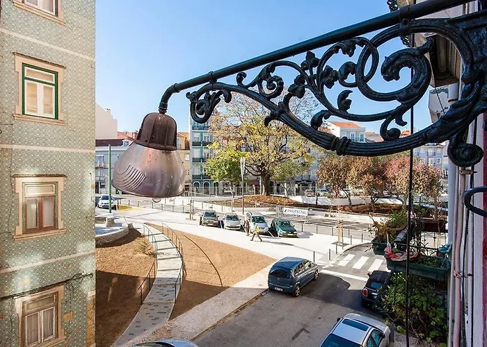 Guestready - Stylish W/ Balcony In Graca Διαμέρισμα Lisboa
