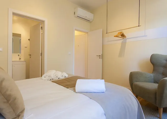 Guestready - Stylish W/ Balcony In Graca