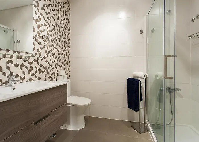 Guestready - Stylish W/ Balcony In Graca