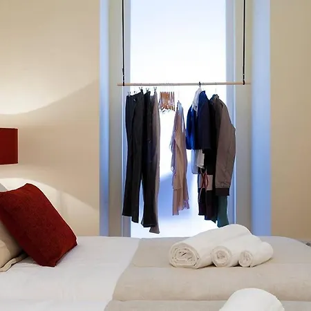 Lägenhet Guestready - Stylish W/ Balcony In Graca