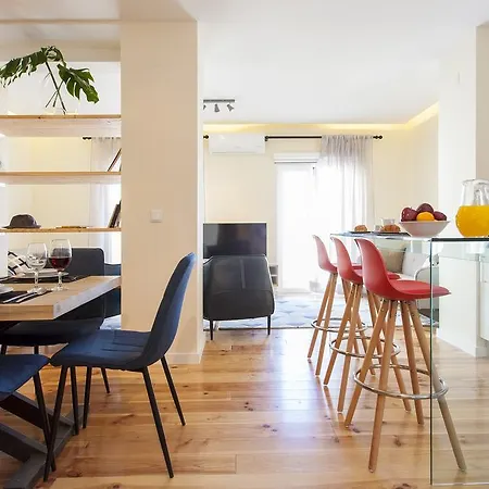 Lägenhet Guestready - Stylish W/ Balcony In Graca Lisboa