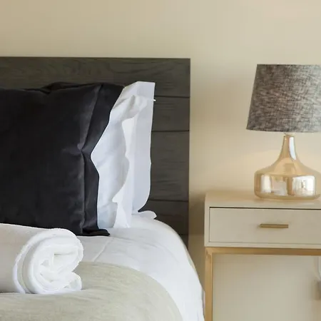 Guestready - Stylish W/ Balcony In Graca Apartment