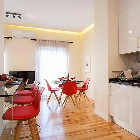 Guestready - Stylish W/ Balcony In Graca Апартаменты Лиссабон